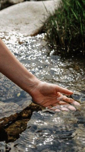 Вода как мощный инструмент для освобождения от прошлого