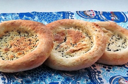 Секреты приготовления таджикских лепешек оби нон