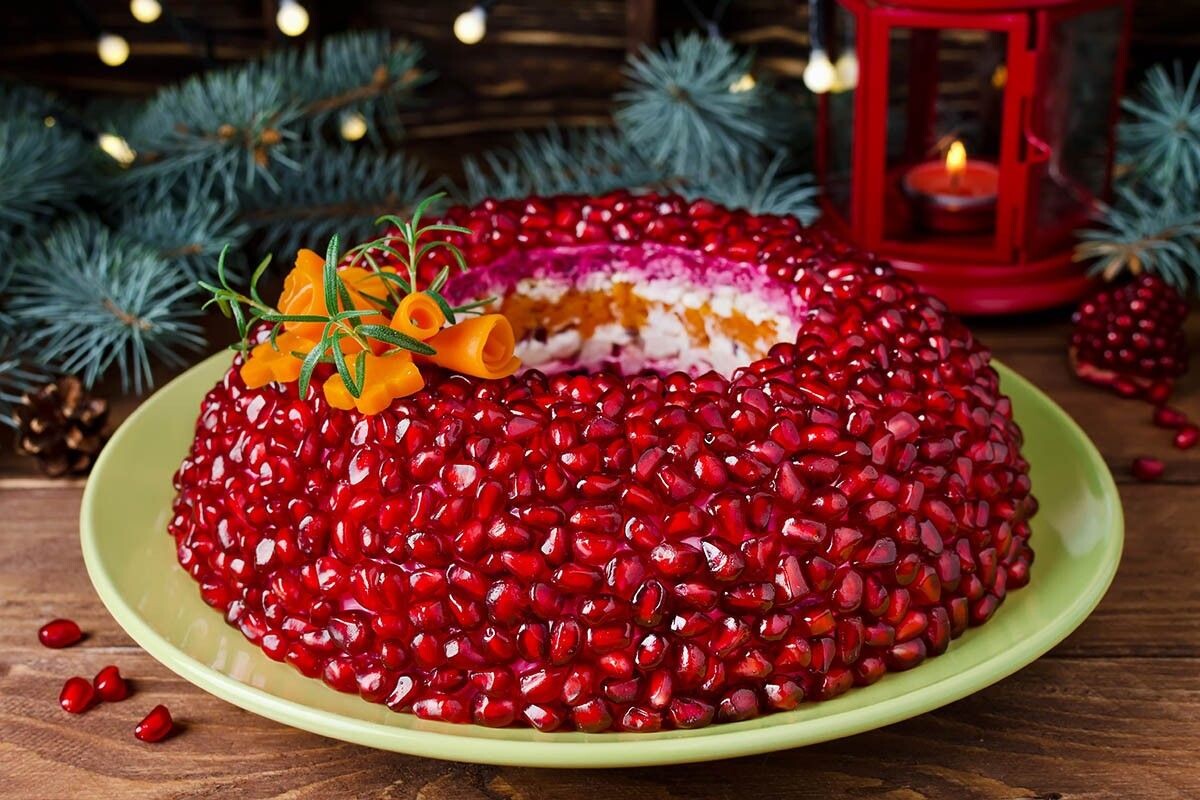 Как приготовить популярный салат «гранатовый браслет»: 7 уникальных рецептов
