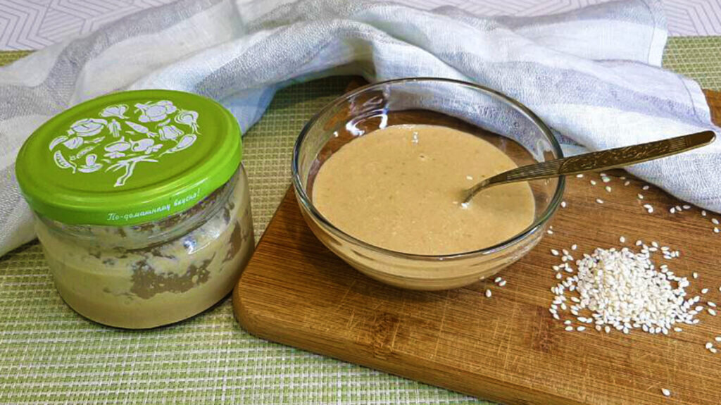 Кунжутная паста: секреты идеального тахини в домашних условиях