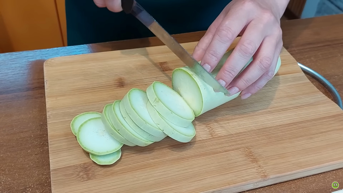 Кабачки, которые обгоняют мясо: летние рецепты от Ух ты, кухня!