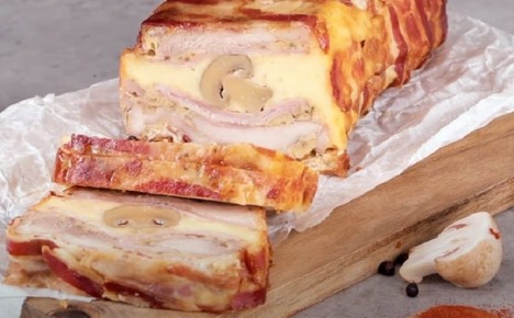 Новый взгляд на классическое: куриный рулет для праздничного стола