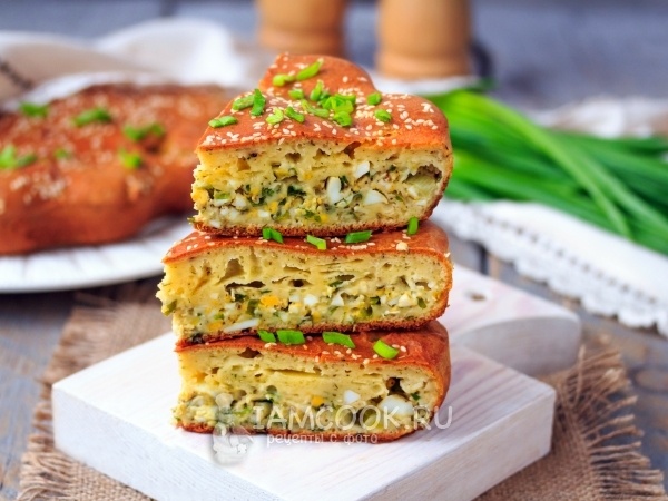 Вкусные пироги с зеленым луком: простые рецепты для весеннего угощения