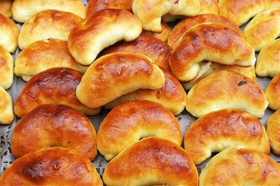 Как приготовить быстрые пирожки: пошаговый рецепт