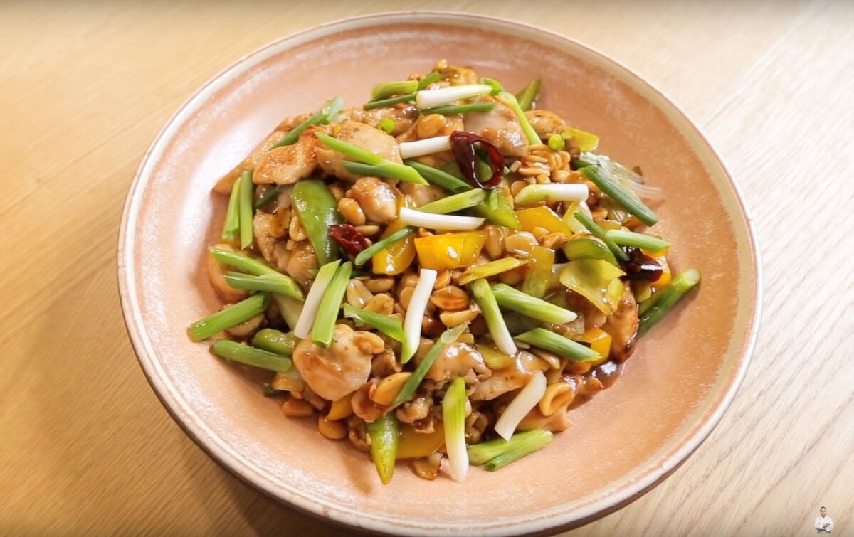 Курица Гунбао: острое сочетание традиций и вкуса