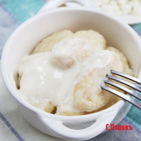 Ленивые вареники с насыщенным ванильным соусом