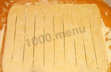 Сосиски в слоеном тесте: идеальное лакомство за 30 минут