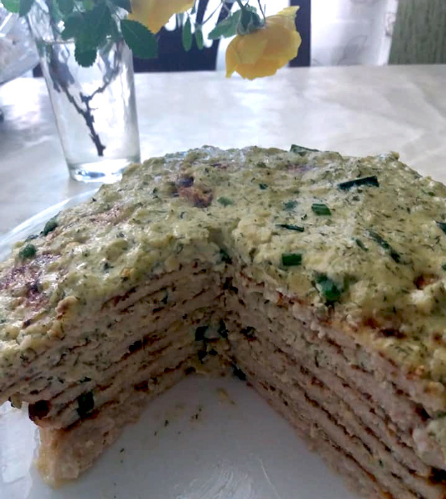 Нежный куриный блинный торт: быстро и вкусно