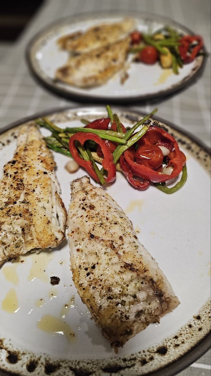 Как приготовить филе сибаса на сковороде: простой и вкусный рецепт