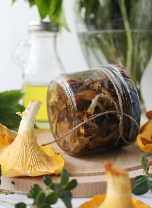 Как быстро заготовить жареные лисички на зиму