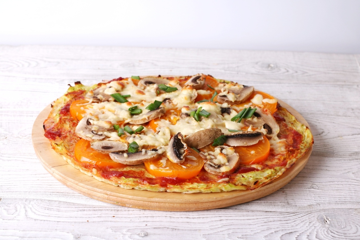 Вкусная овощная пицца без лишних калорий, которую легко приготовить