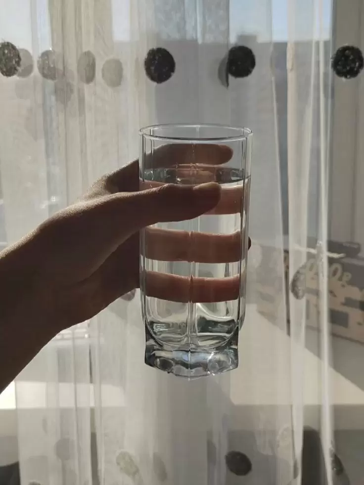 Неожиданные последствия утреннего стакана воды: 7 распространенных ошибок