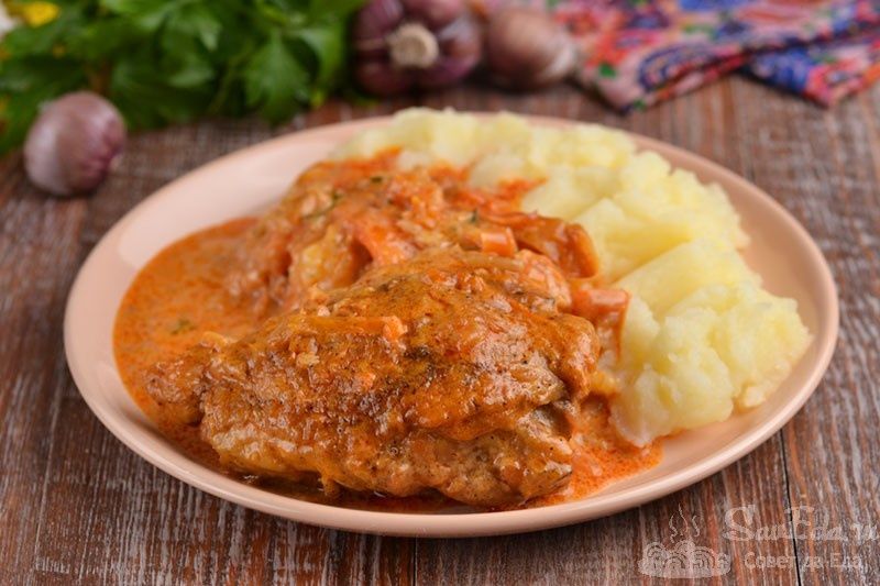 Паприкаш: Куриное блюдо, заслуживающее места в каждой кухне